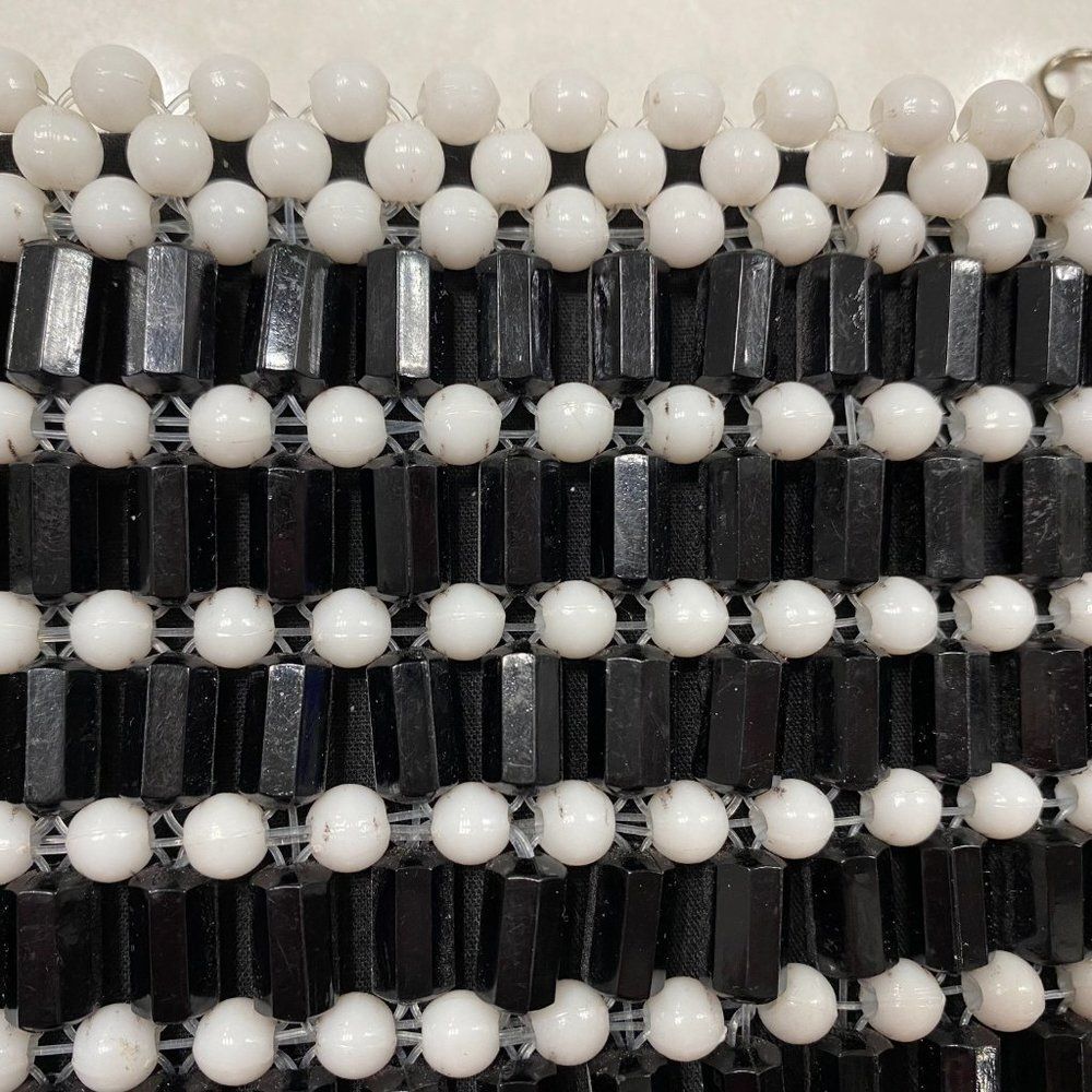 Vintage BAGTONE Black & White Beaded Clutch Bag 🖤 Mod 60s/70s Y2K Vibes - Picture 8 of 15
